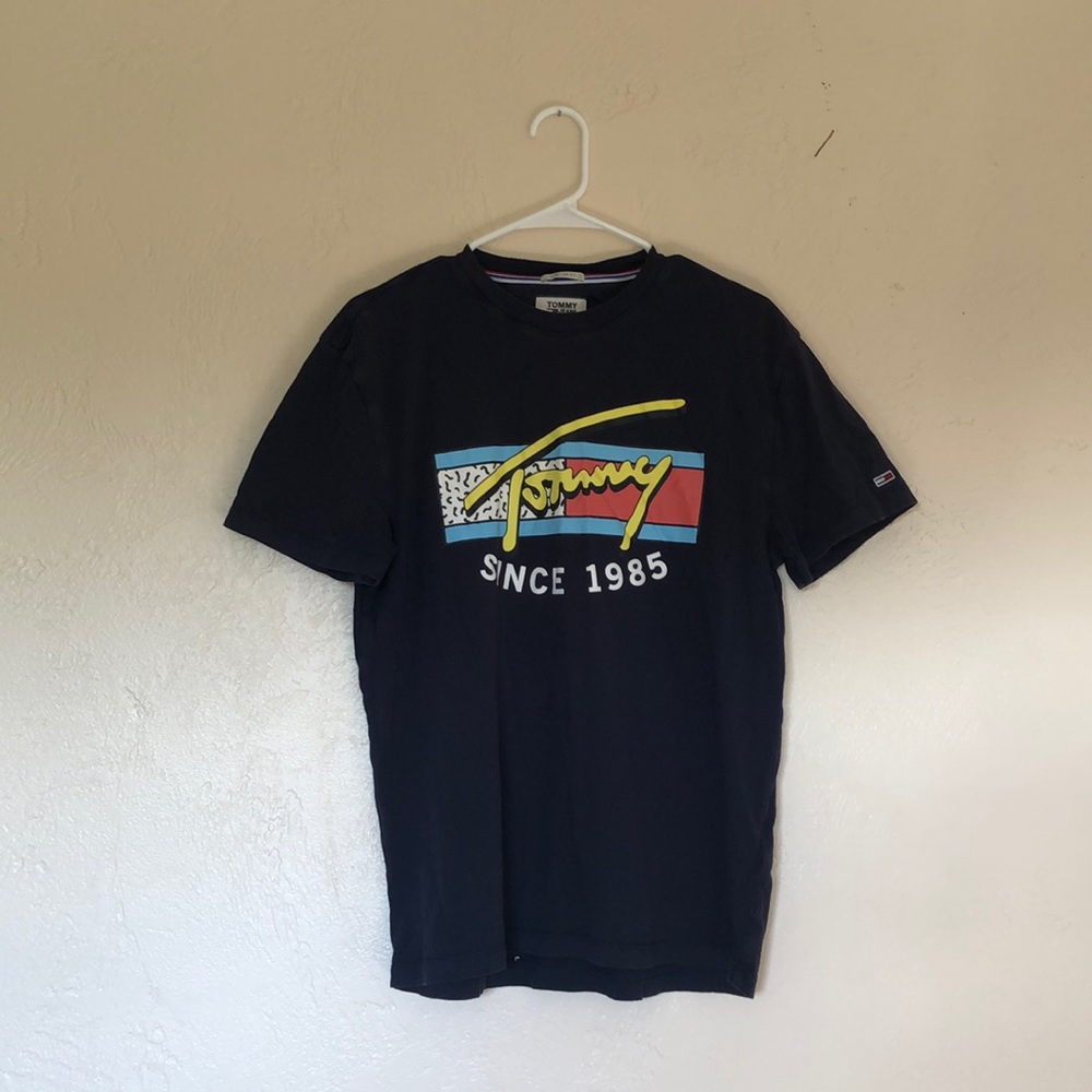 Tommy Hilfiger vintage tee